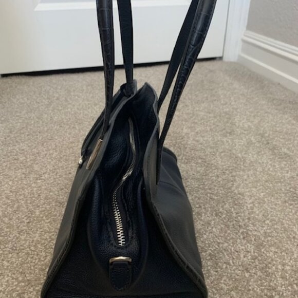 NWOT Brighton Raven Soft Satchel Pebbled Leather Crossbody Bag Heart Charm - Picture 3 of 16